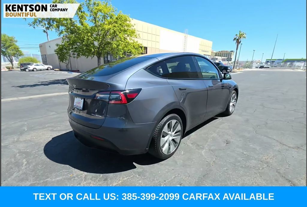 Used 2021 Tesla Model Y Long Range AWD/4WD image 2