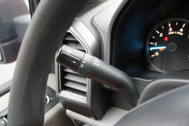 Used 2018 Ford F150 XLT RWD image 25