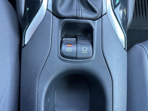 Used 2025 Toyota Corolla Cross AWD Hybrid image 24