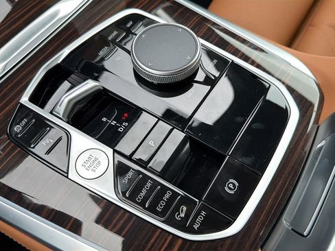 New 2026 BMW X5 xDrive40i AWD/4WD image 23