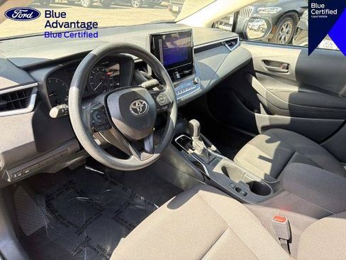 Used 2025 Toyota Corolla LE FWD image 14