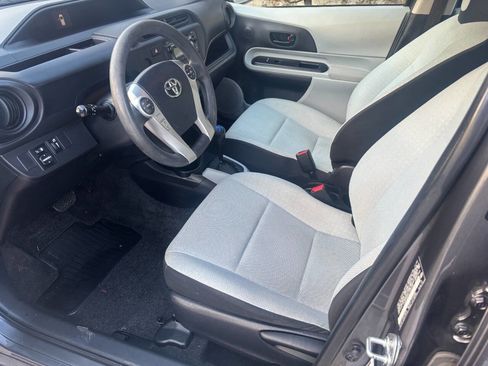 Used 2012 Toyota Prius C One image 16