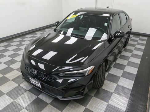 Used 2025 Honda Civic Sport image 6