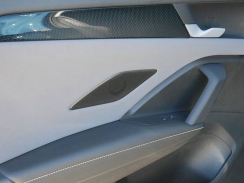 New 2025 Volkswagen Tiguan SE image 7