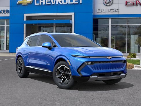 New 2025 Chevrolet Equinox EV LT image 32