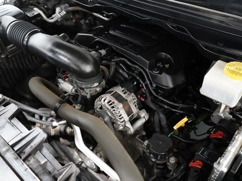 Used 2022 RAM 1500 Laramie w/ Sport Appearance Package AWD/4WD image 35