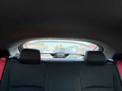Used 2018 Honda Civic Type R image 37