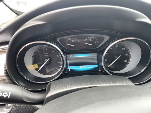 Used 2017 Buick Envision Essence image 19