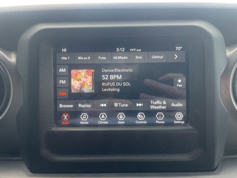 Used 2021 Jeep Wrangler Sport S image 33