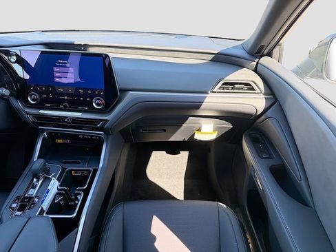 New 2026 Lexus TX 350 AWD image 19