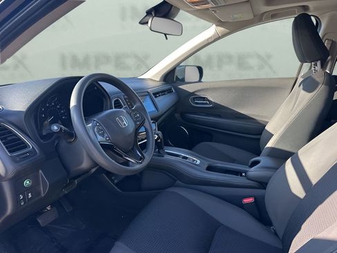 Used 2022 Honda HR-V EX image 9