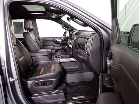 Used 2020 GMC Sierra 1500 AT4 w/ AT4 Premium Package AWD/4WD image 41