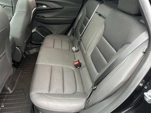 Used 2022 Chevrolet TrailBlazer RS w/ Sun and Liftgate Package image 12