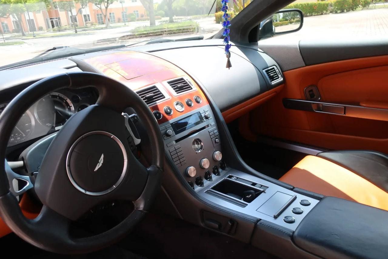 Used 2006 Aston Martin DB9 Volante RWD image 40