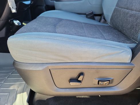 Used 2016 RAM 2500 Big Horn image 9