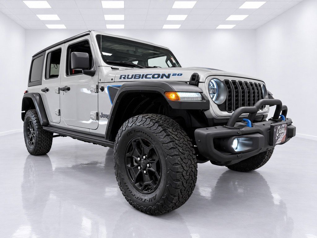 Used 2023 Jeep Wrangler Unlimited Rubicon 4xe AWD/4WD image 6