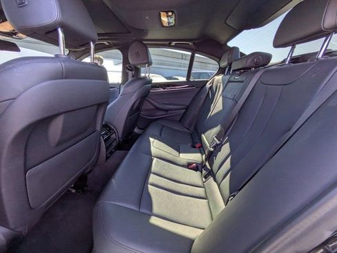 Used 2019 BMW 530e w/ Convenience Package image 11