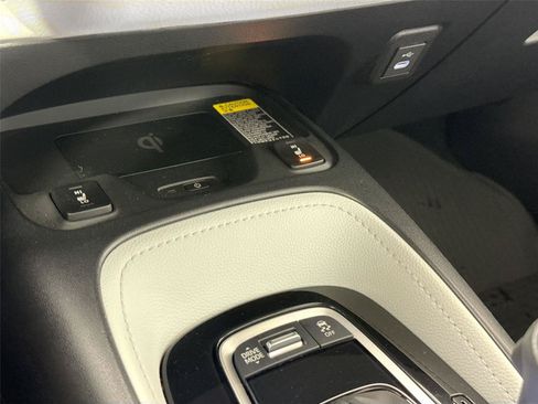 Used 2025 Toyota Corolla XSE FWD image 26