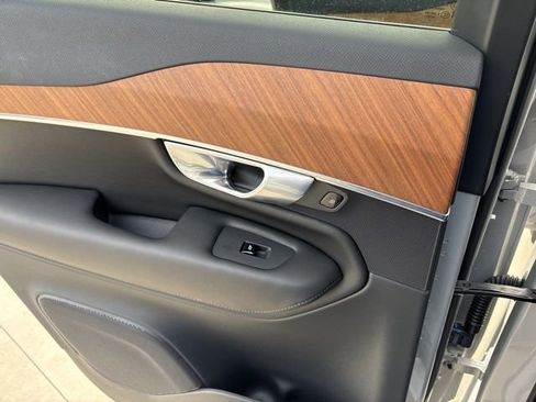 Certified 2023 Volvo XC90 T8 Plus w/ Protection Package Premier image 19