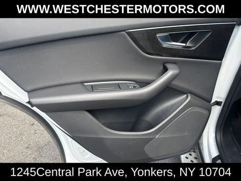 Used 2021 Audi Q8 Premium w/ Black Optic Package AWD/4WD image 26