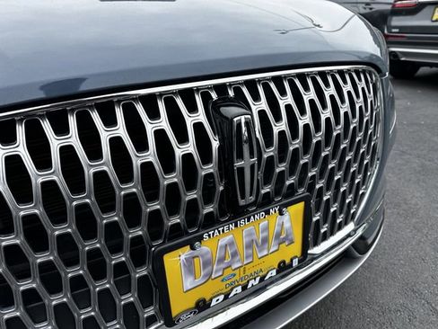 Used 2023 Lincoln Corsair AWD w/ Equipment Group 101A image 10