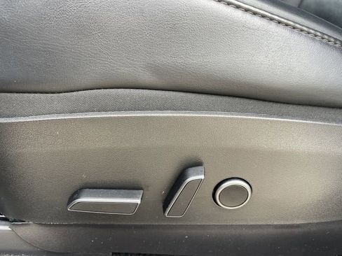 Used 2021 Tesla Model Y Long Range image 21