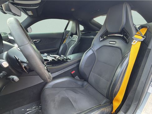 Used 2019 Mercedes-Benz AMG GT R image 27