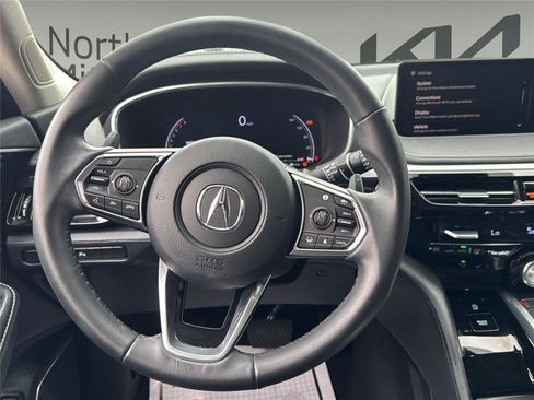 Used 2023 Acura MDX SH-AWD w/ Technology Package image 10