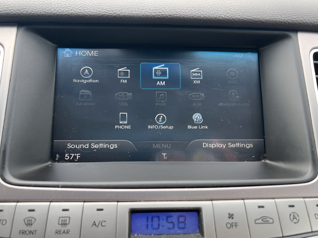 Used 2013 Hyundai Genesis 3.8 w/ Premium Pkg RWD image 30