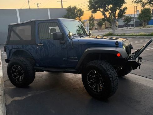 Used 2010 Jeep Wrangler Sport AWD/4WD image 4