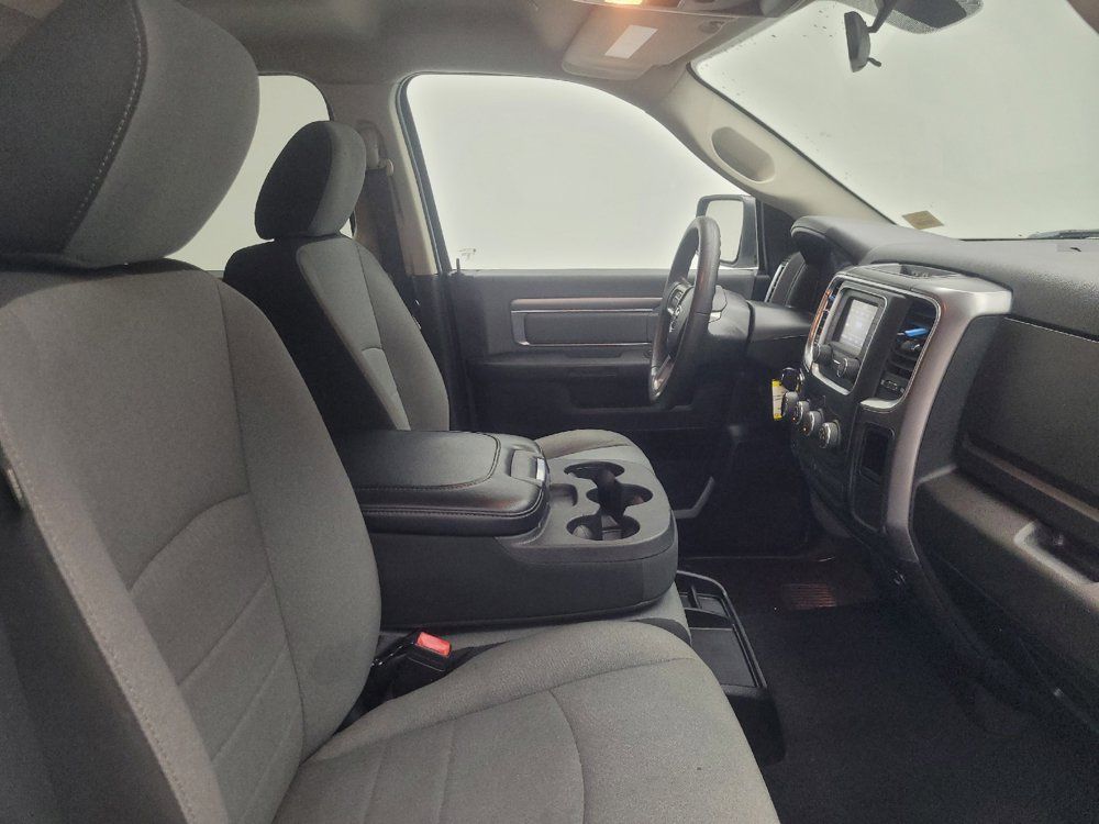 Used 2021 RAM 1500 Classic SLT AWD/4WD image 21