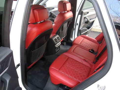 Used 2021 Audi SQ5 Premium Plus w/ Premium Plus Package image 29