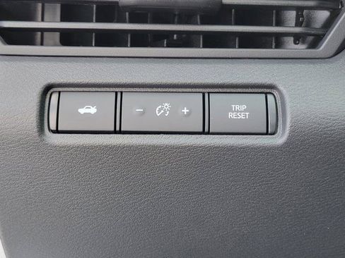 New 2026 Nissan Altima 2.5 SR w/ SR Premium Package FWD image 17