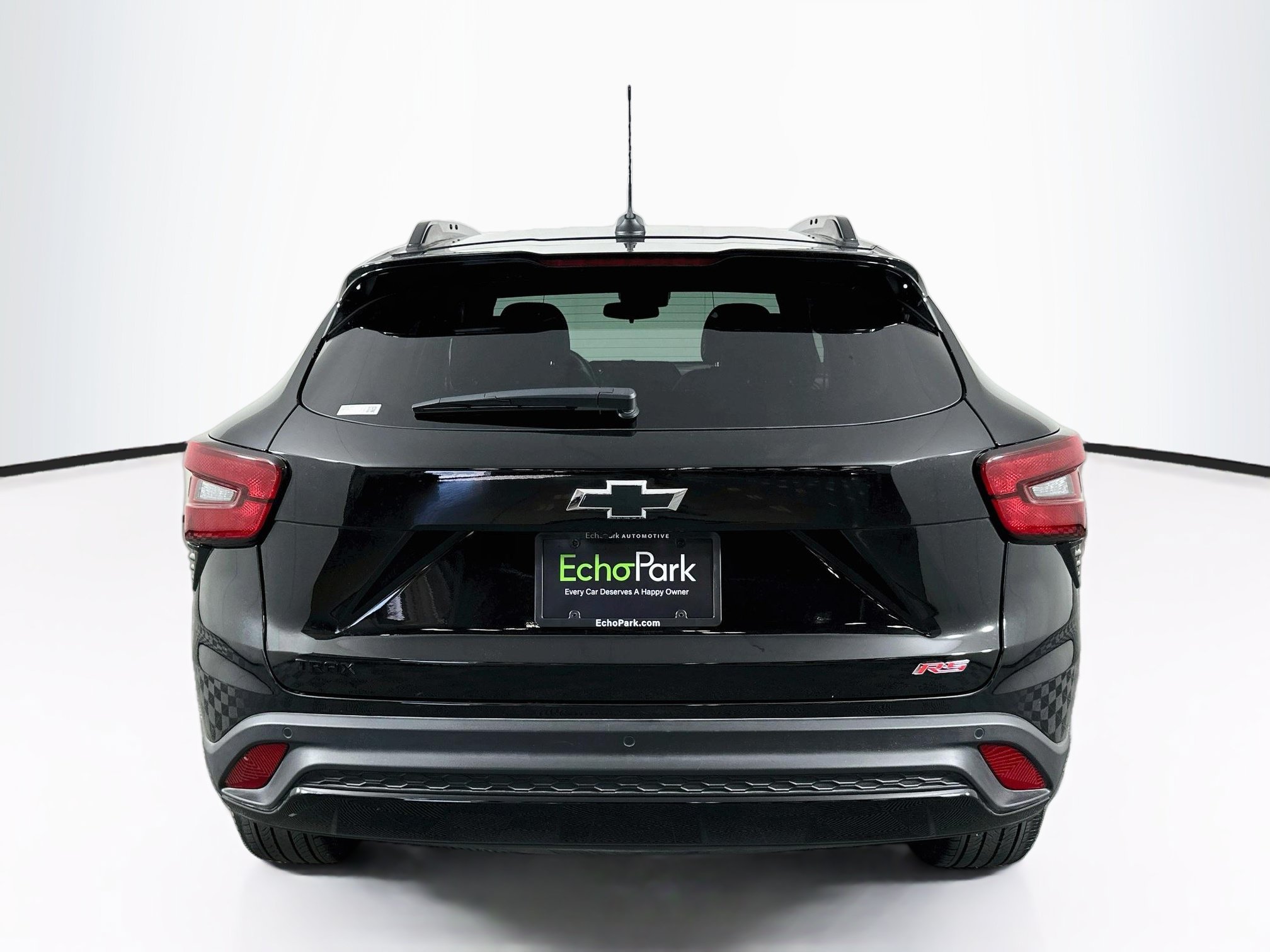Used 2025 Chevrolet Trax RS w/ Driver Confidence Package FWD image 7