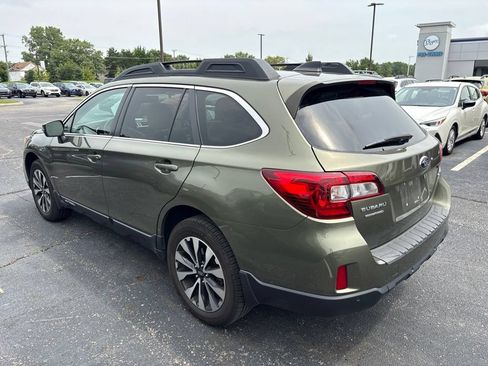 Used 2017 Subaru Outback 2.5i Limited AWD/4WD image 4
