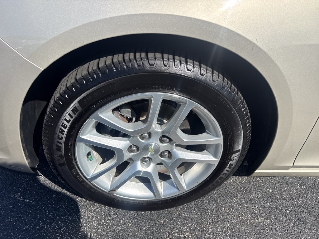 Used 2014 Chevrolet Malibu LT w/ Power Convenience Package FWD image 17
