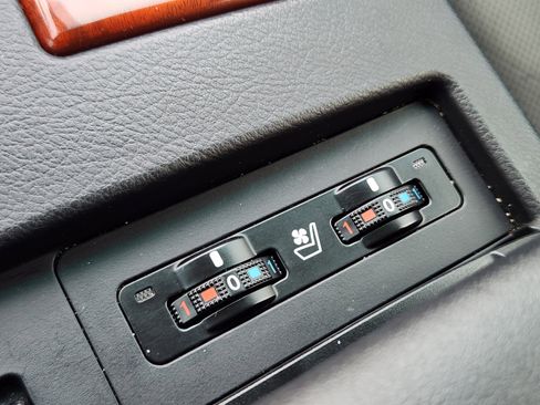 Used 2011 Lexus RX 350 2WD w/ Premium Pkg image 25