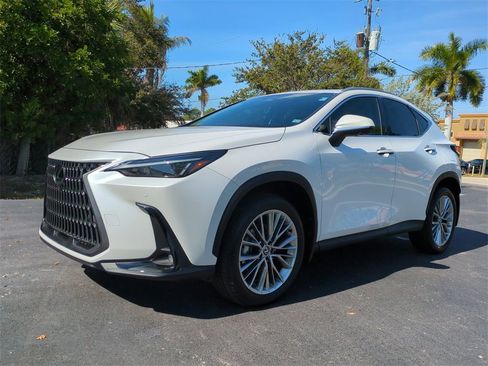 Used 2025 Lexus NX 350 AWD w/ Premium Package image 8