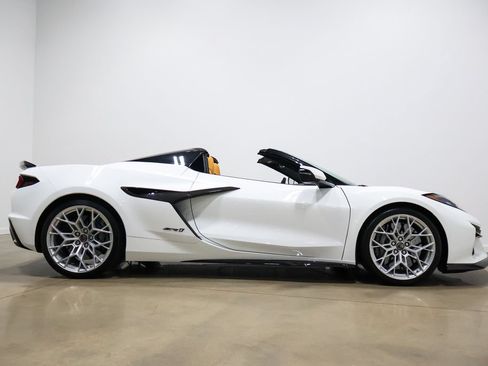Used 2026 Chevrolet Corvette ZR1 w/ Battery Protection Package RWD image 60