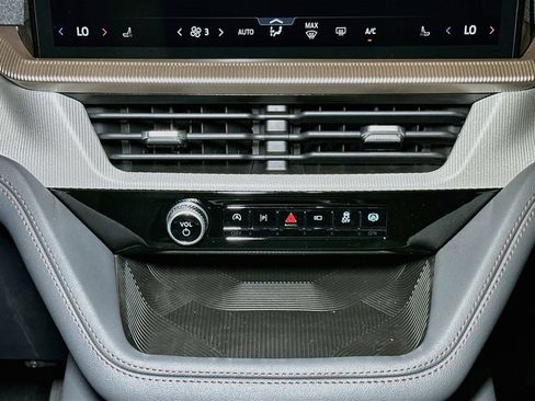 New 2026 Ford Explorer Active AWD/4WD image 12