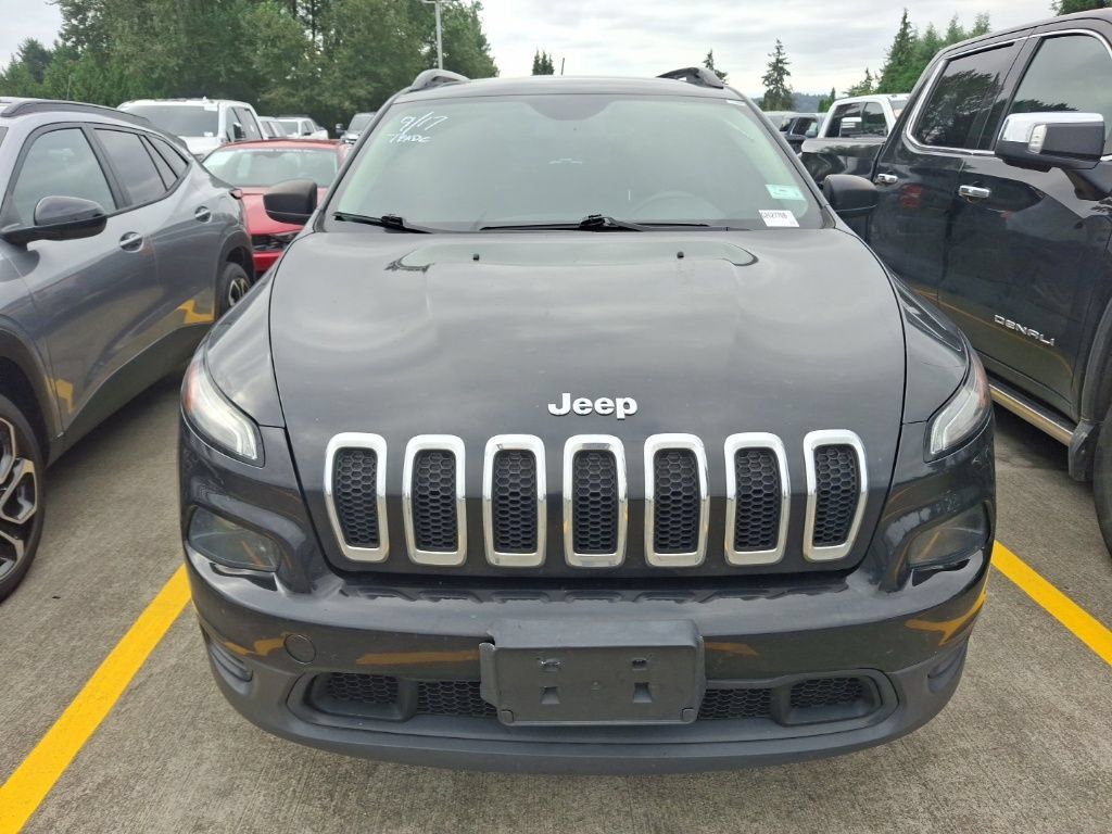 Used 2015 Jeep Cherokee Sport w/ Sport Appearance Group AWD/4WD image 3
