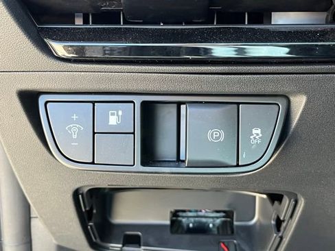Used 2025 Kia EV6 Light RWD image 24