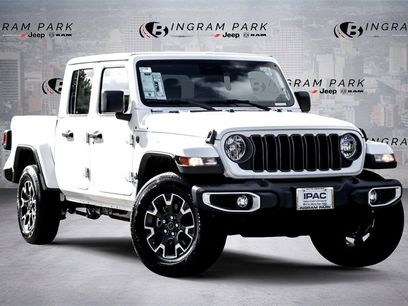 New 2025 Jeep Gladiator Sport w/ Premium Package