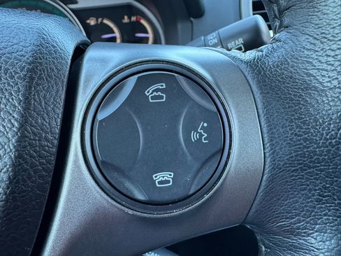 Used 2013 Toyota Venza Limited image 15