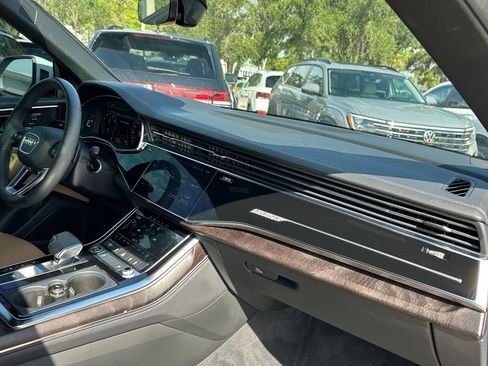 Used 2023 Audi Q8 Premium Plus w/ Premium Plus Package AWD/4WD image 38