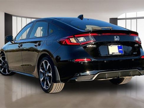 Certified 2025 Honda Civic Sport Touring image 4