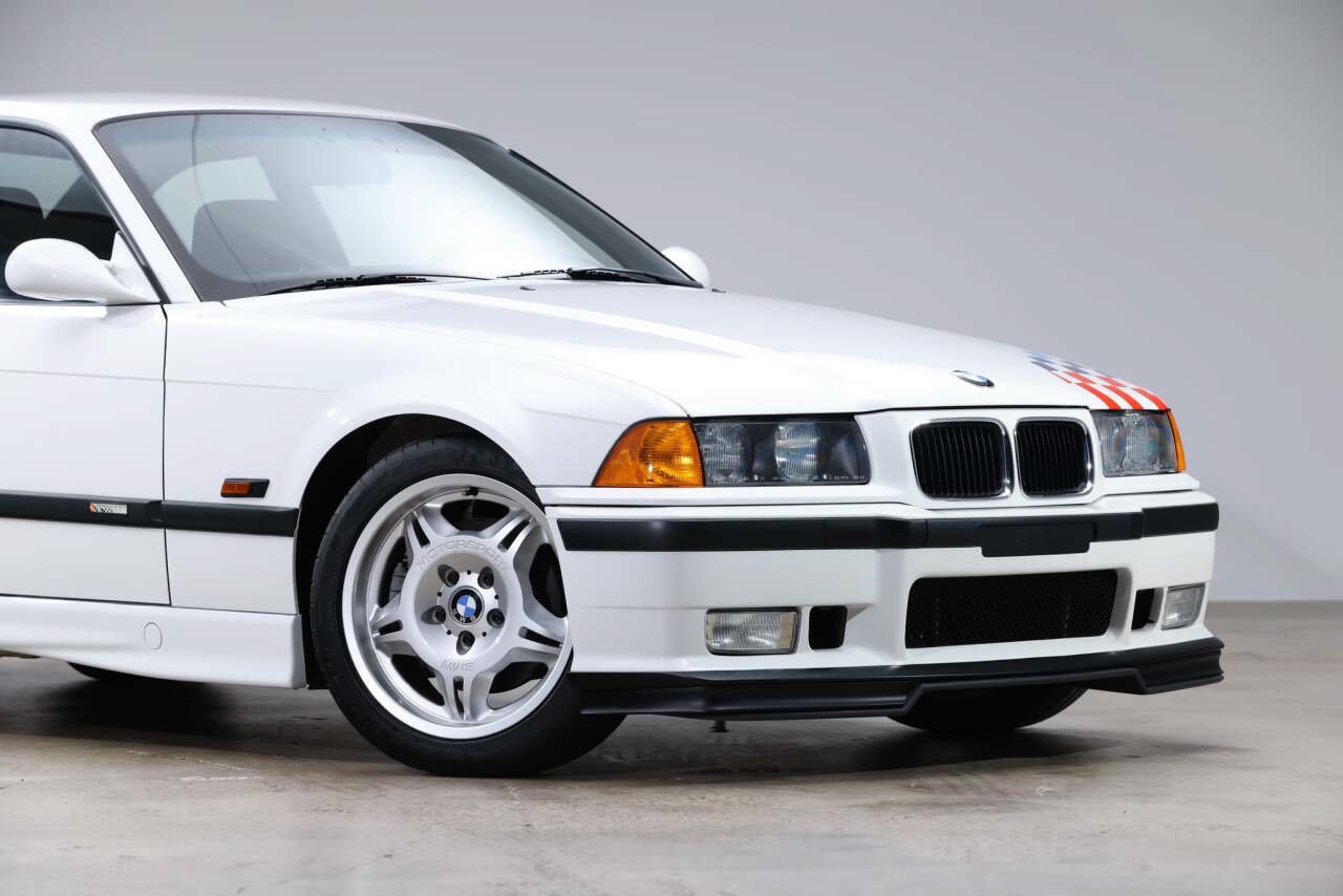 Used 1995 BMW M3 Coupe RWD image 10