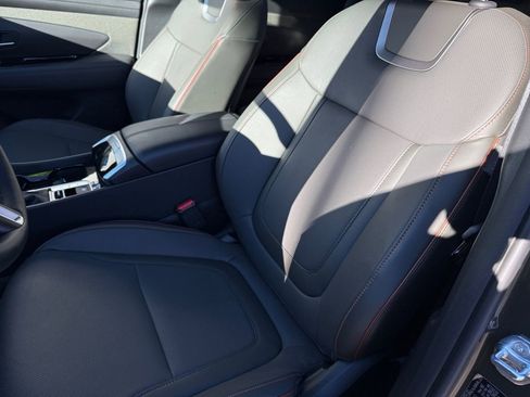 Used 2025 Hyundai Santa Cruz Limited image 9