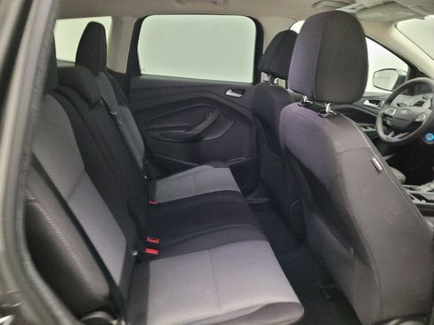 Used 2017 Ford Escape SE FWD image 19