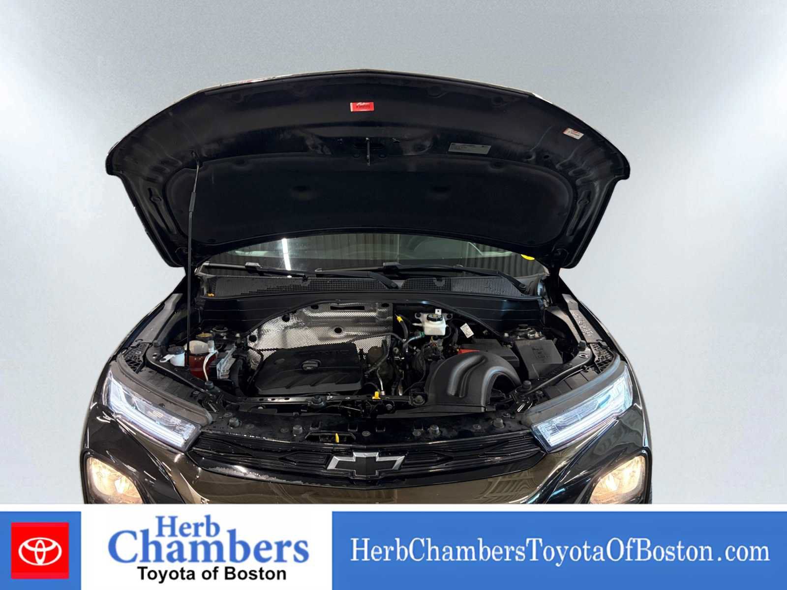 Used 2022 Chevrolet TrailBlazer RS AWD/4WD image 12